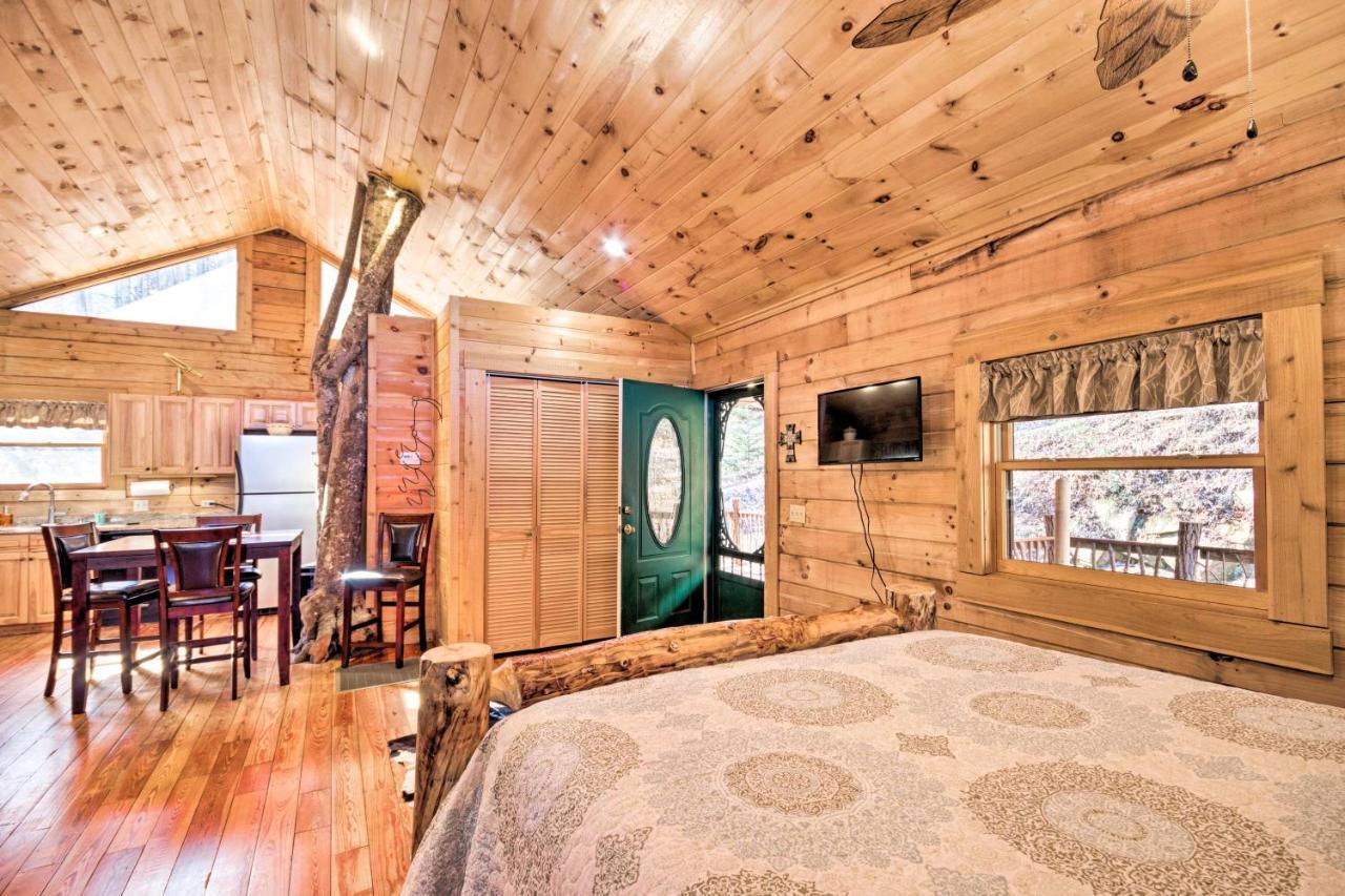 Bryson City Cabin With Wraparound Deck And Hot Tub Buitenkant foto