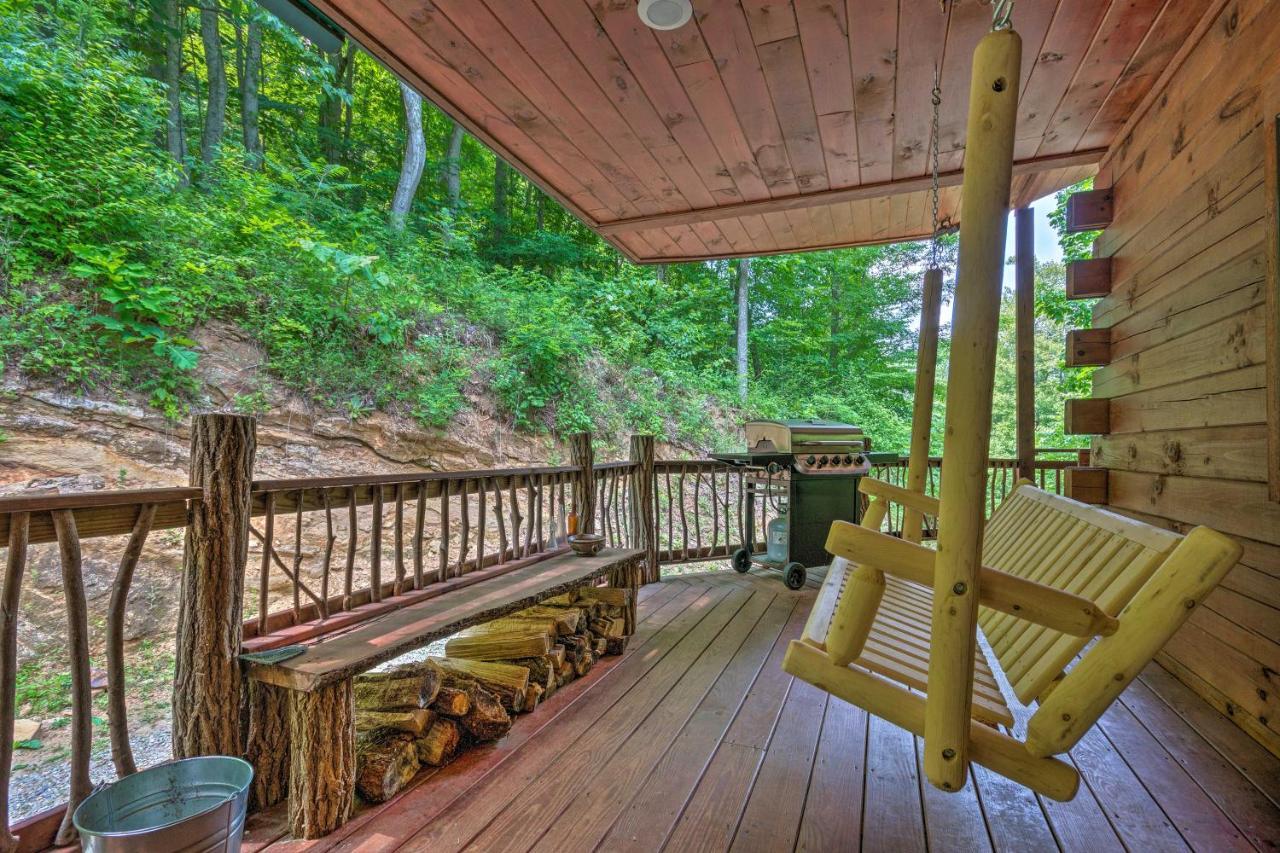 Bryson City Cabin With Wraparound Deck And Hot Tub Buitenkant foto